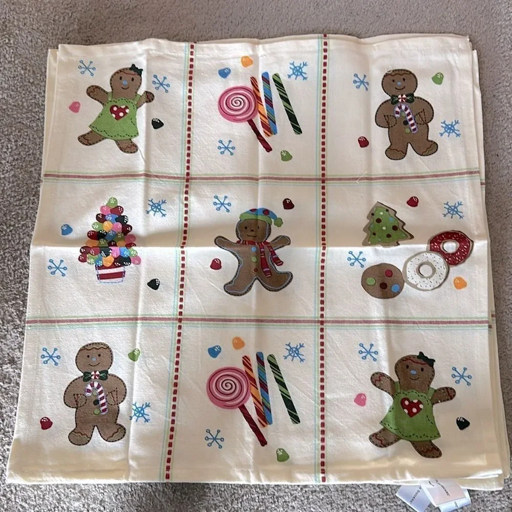 St. Nicholas Square Set of 7 Holiday Gingerbread Napkins!